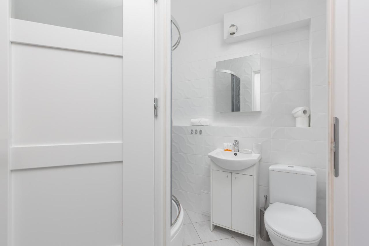 Apartaments Solec 79 By Noclegi Renters Warsaw Ngoại thất bức ảnh