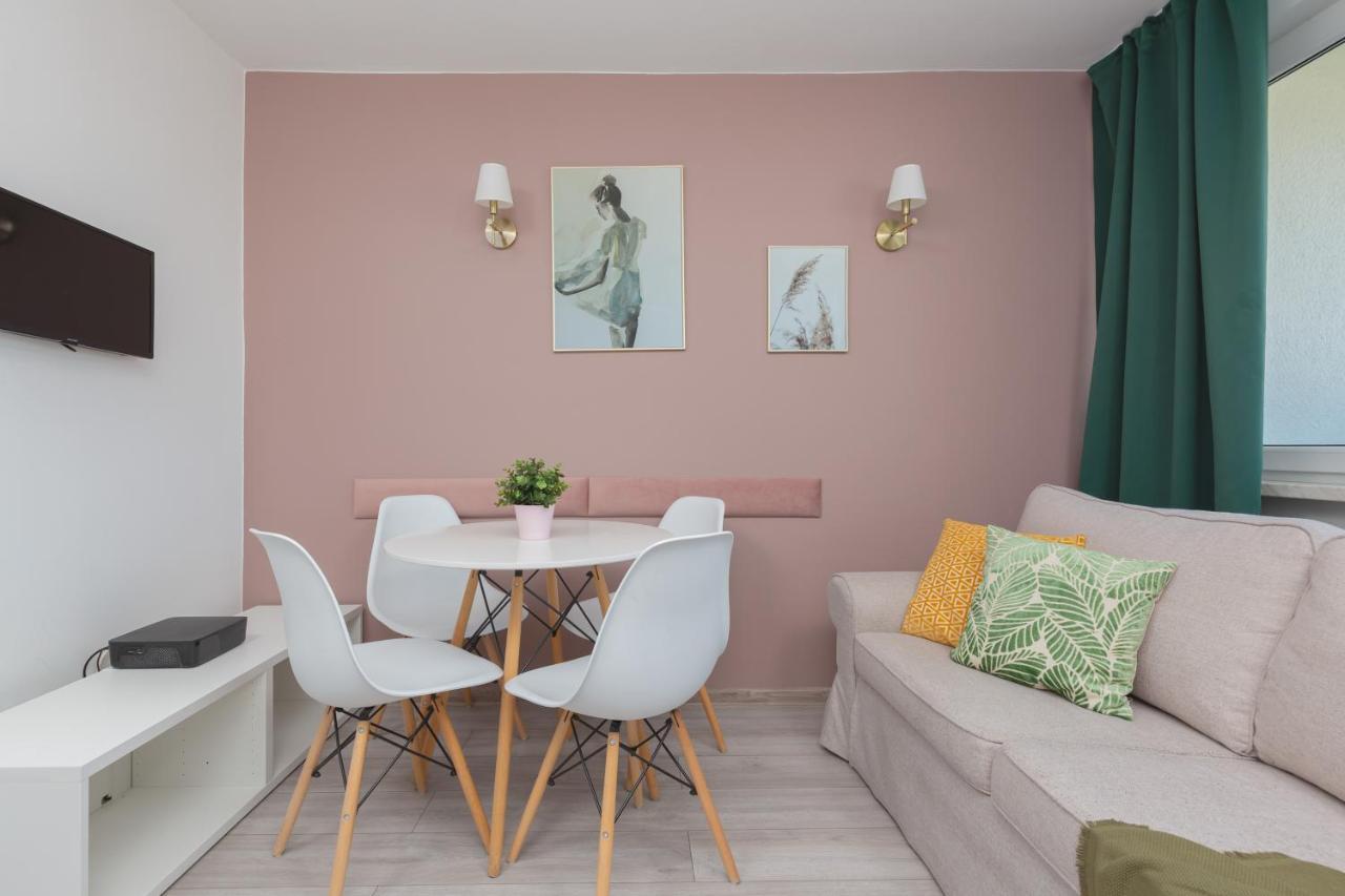 Apartaments Solec 79 By Noclegi Renters Warsaw Ngoại thất bức ảnh