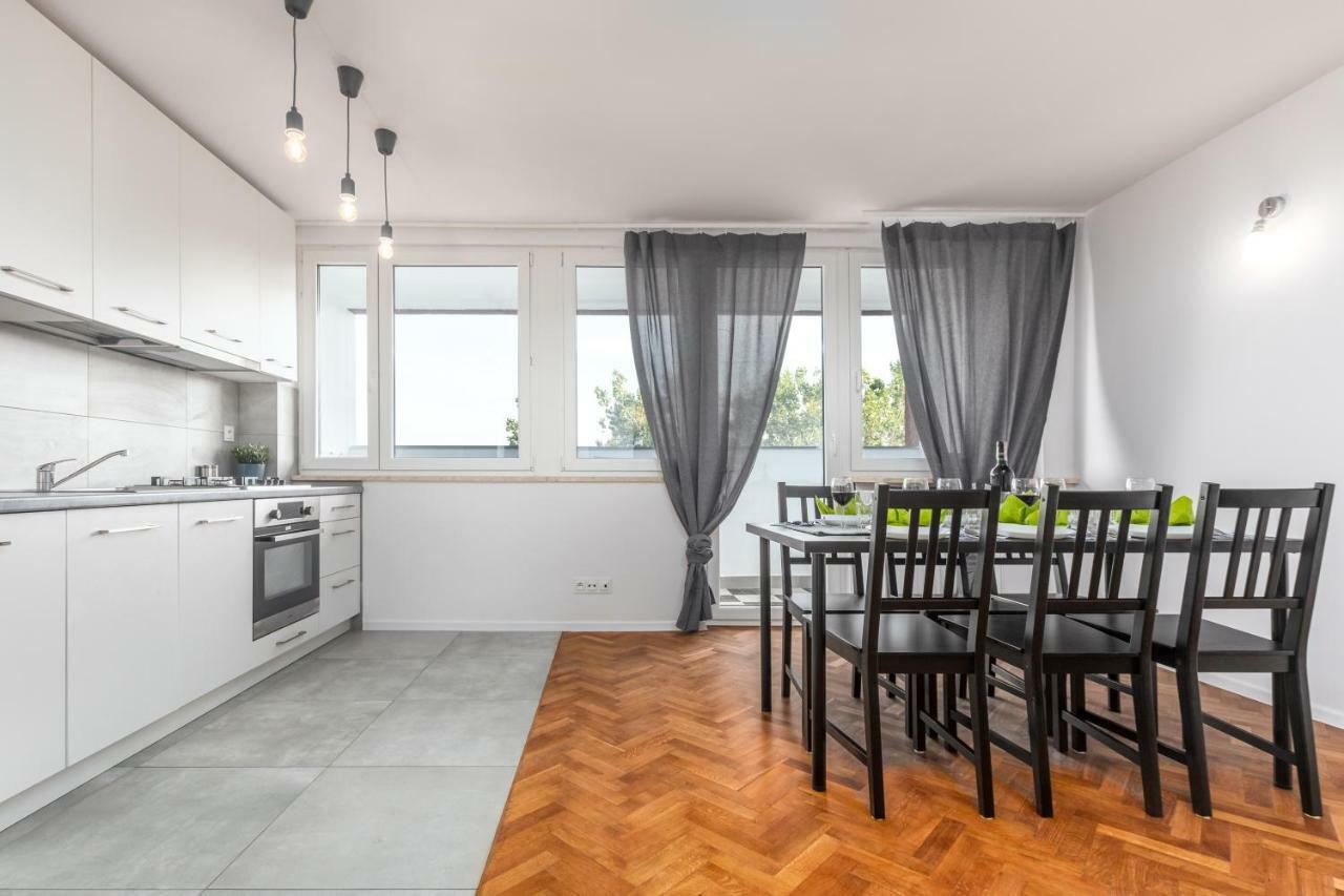 Apartaments Solec 79 By Noclegi Renters Warsaw Ngoại thất bức ảnh